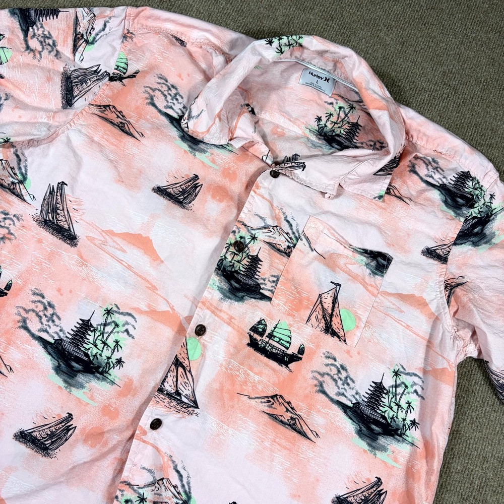 Hurley Hawaiian Shirt Mens Large Pink Beach Palm Tree Print Resort Wear Beach